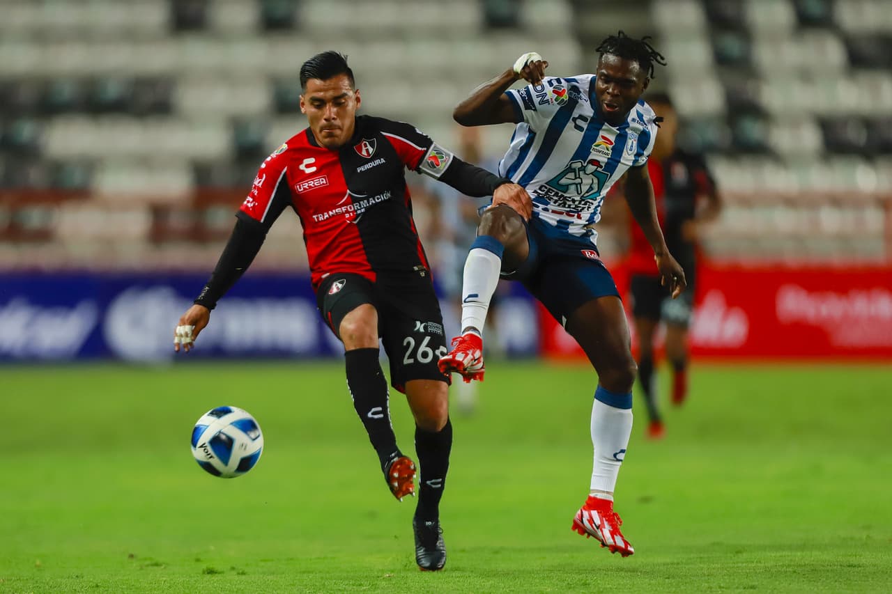 Atlas sorprendió al Pachuca y los derrotó a domicilio para mantener su paso invicto en el campeonato.