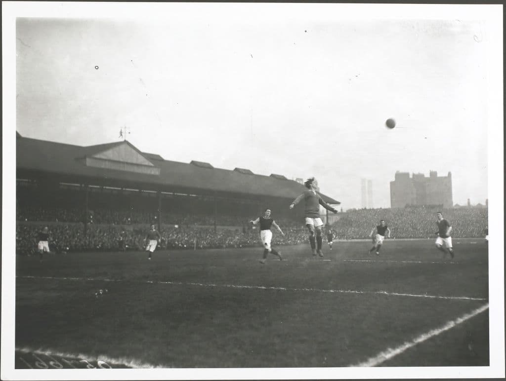 Pese a que el futbol era muy practicado por todo el país, no había equipos como tal, por lo que era difícil tener partidos, durante los primeros años.