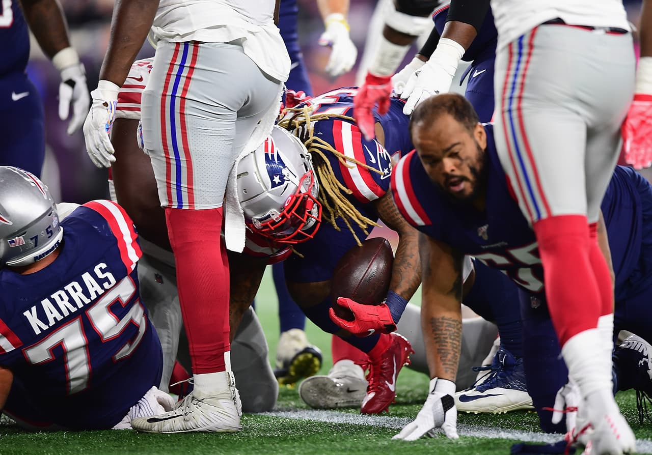 Los Pats siguen con paso perfecto, vencen 35-14 a los New York Giants en el inicio de la Semana 5.