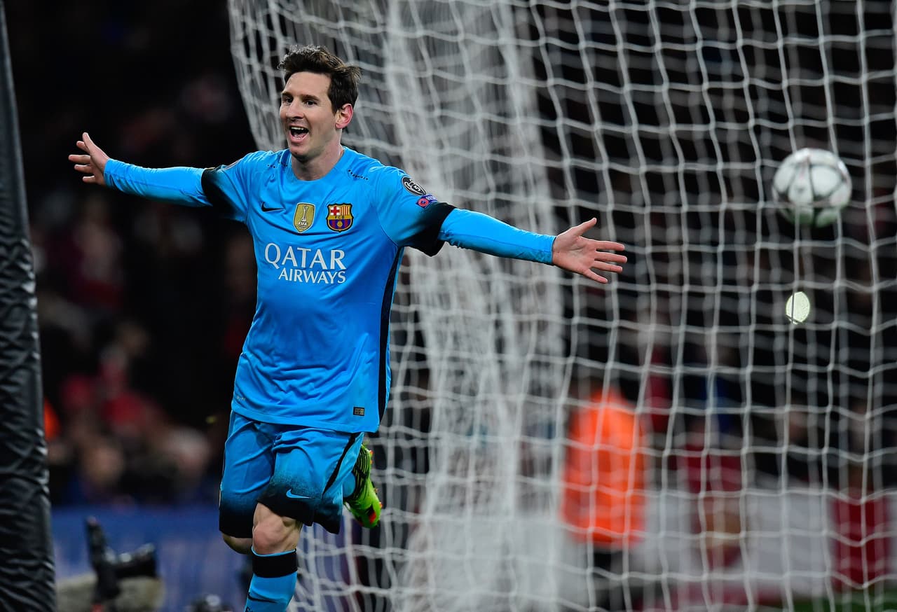 Messi le daba tranquilidad a sus compañeros con sus goles y alegría a los aficionados del Barceona, en tanto que para los fanáticos de Arsenal era tristeza y dolor en su cancha.