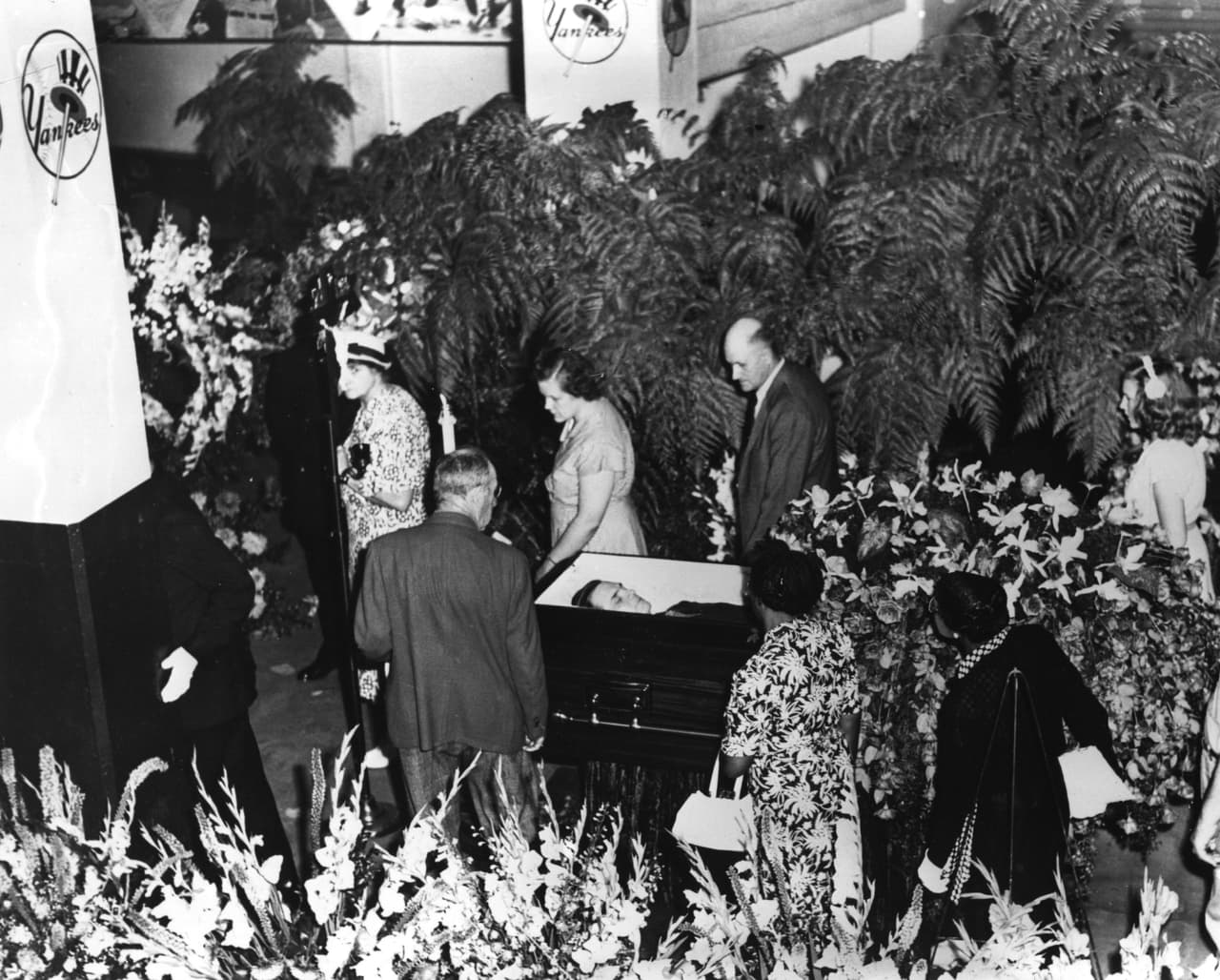 El 16 de agosto de 1948 a las 20:01 horas en el Memorial Hospital de Nueva York, víctima del cáncer y otros males, Ruth dejó de existir. Tenía 53 años.