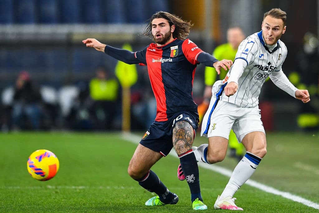 Johan Vázquez y su Genoa logran aguantar el increíble poderío del Atalanta y firmaron el empate 0-0.