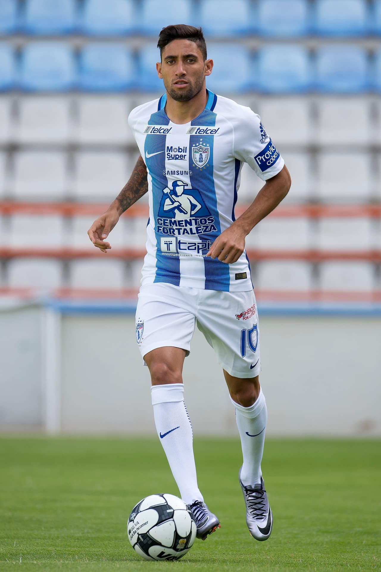 Urreta, Pachuca.- Los jugadores de los Tuzos 'superaron' a sus demás compañeros de profesión en la Liga MX, ya que dominaron en la fecha 1. Urreta sumó 12 puntos mientras que su valor es de $5.2 millones.