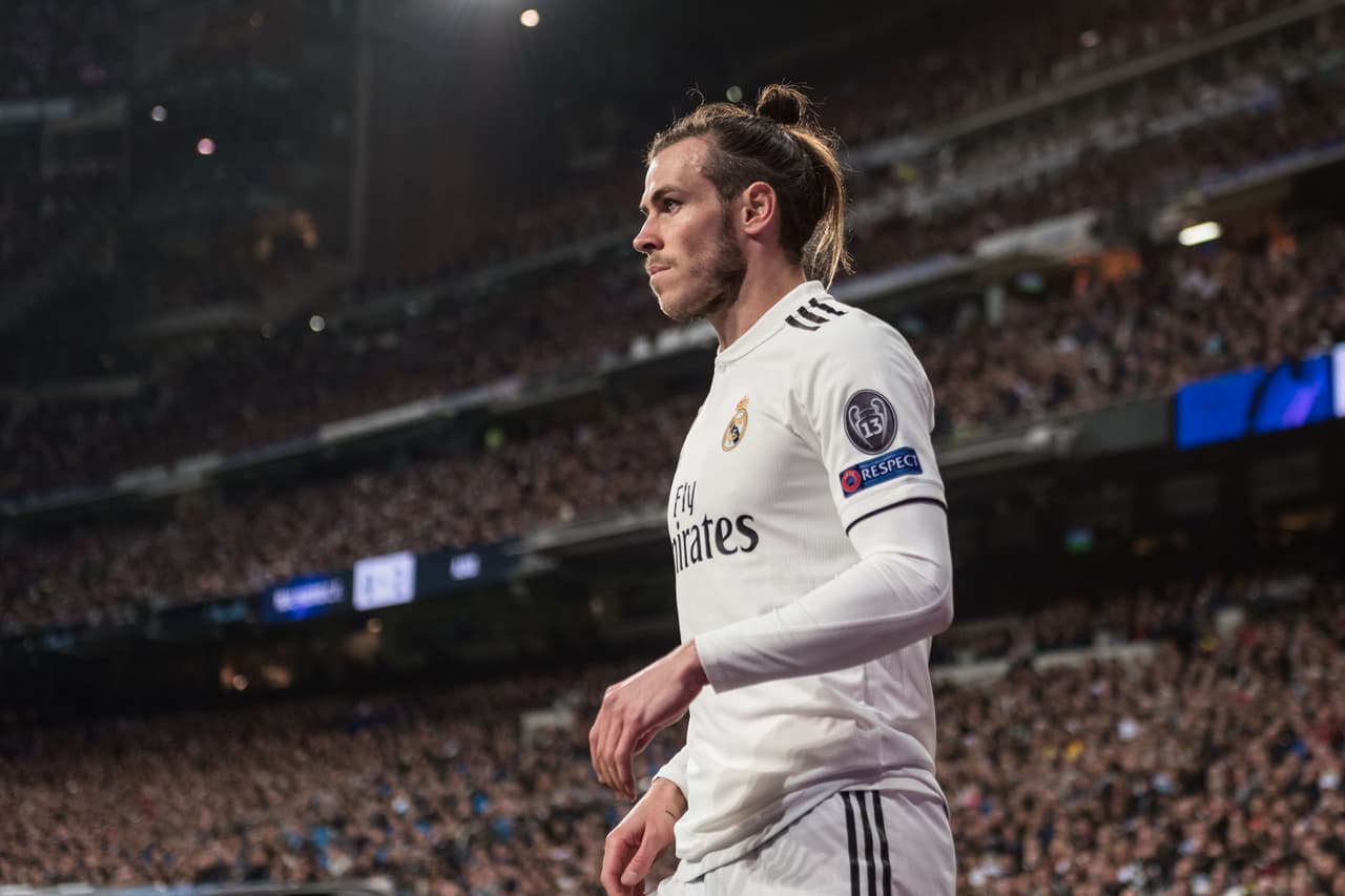 Gareth Bale: cuando se esperaba que el galés tomara la posta de Cristiano Ronaldo como líder del equipo, nunca apareció y por demás fue un mar de dudas en lo que va de la temporada.