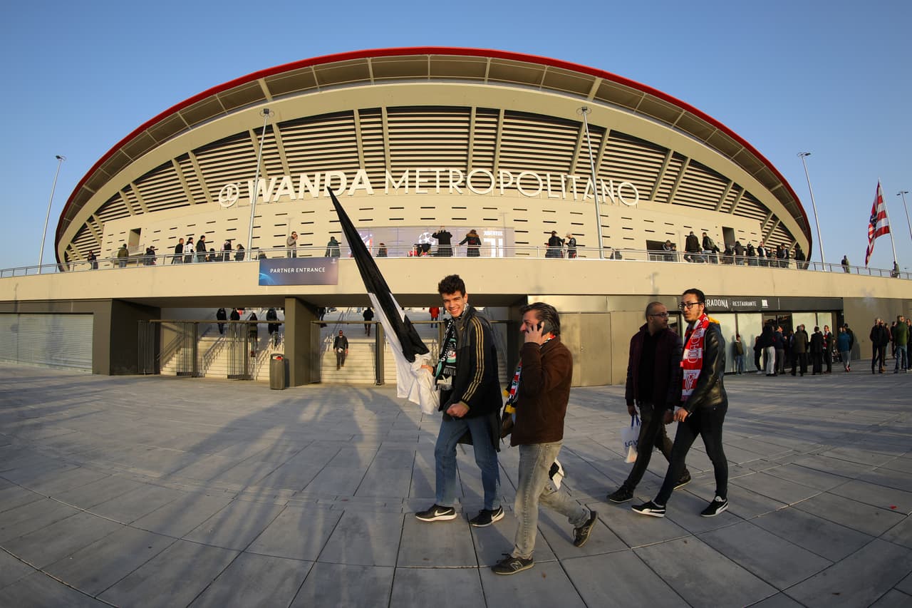 Los hinchas del Atlético de Madrid y de Juventus llegaron motivados al Wanda Metropolitano para vivir un duelo cerrado en el juego de ida de los Octavos de final de la Champions League.