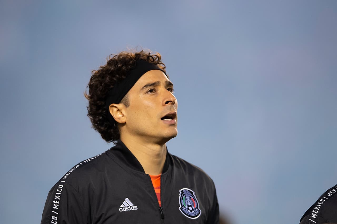 Guillermo Ochoa completó 100 partidos con la Selección Mexicana este viernes en el partido amistoso contra Chile en San Diego.