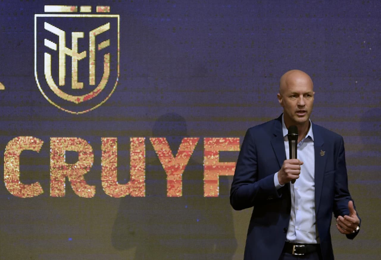 Jordi Cruyff asegura que reza para que Messi no deje el Barcelona