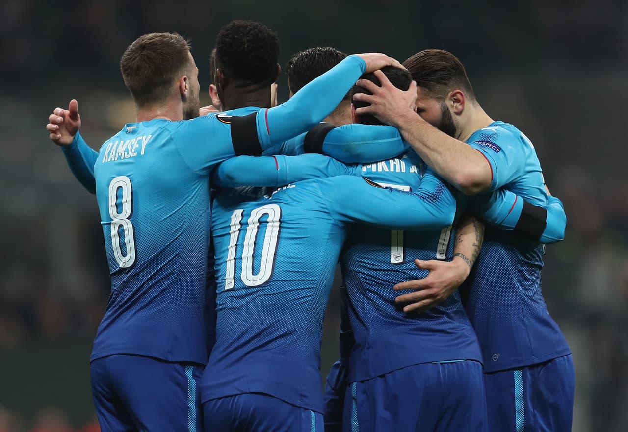 Aunque en la Premier League las cosas no marchan como esperan, el Arsenal sacó un gran triunfo en Milán al ganarle por 2-0 a los Rossoneri.