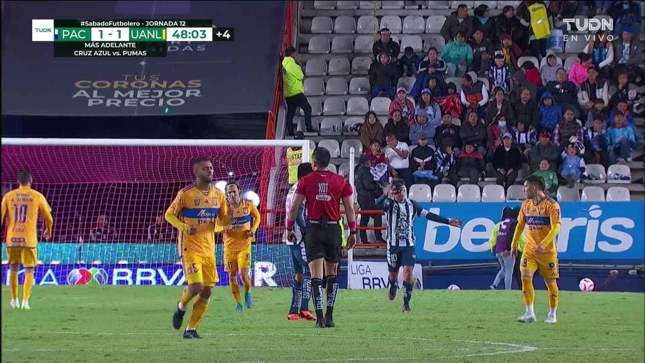 ¡TIRO ATAJADO! disparo por André-Pierre Gignac.