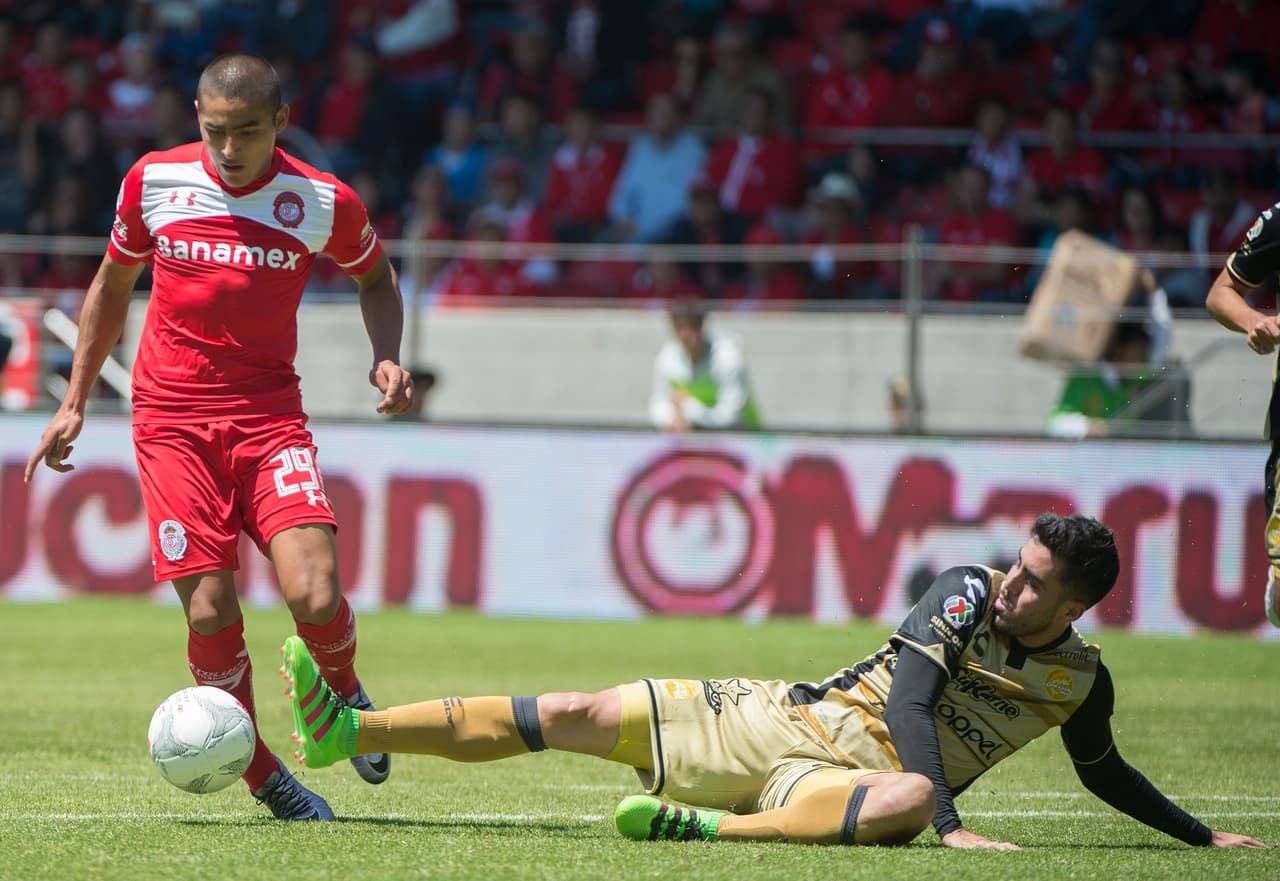 Néstor Vidrio, Dorados.- Como si fuera una maldición, después de poder ganar su primer partido en lo que va del torneo, el defensor fue expulsado en el partido contra Toluca, dejando a sus compañeros con un hombre menos en el terreno de juego, situación que los locales no desaprovecharon y se fueron con todo al ataque para ganar 3-0.