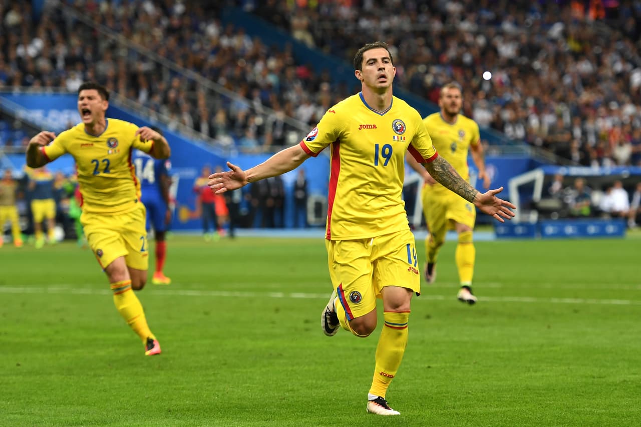 Francia derrotó 2-1 a Rumania en el partido inaugural de la Eurocopa 2016.