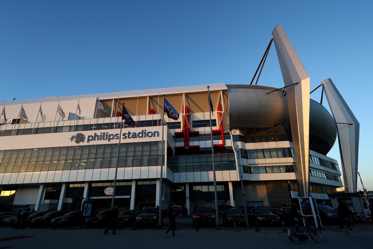 Aunque en esta fase previa ya había regresado la máxima competición europea, aún no hacía su entrada triunfal en esta ronda.