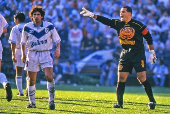 La anotación de Chilavert fue vital para que Vélez consumara la victoria de 3-2 ante los Millonarios.