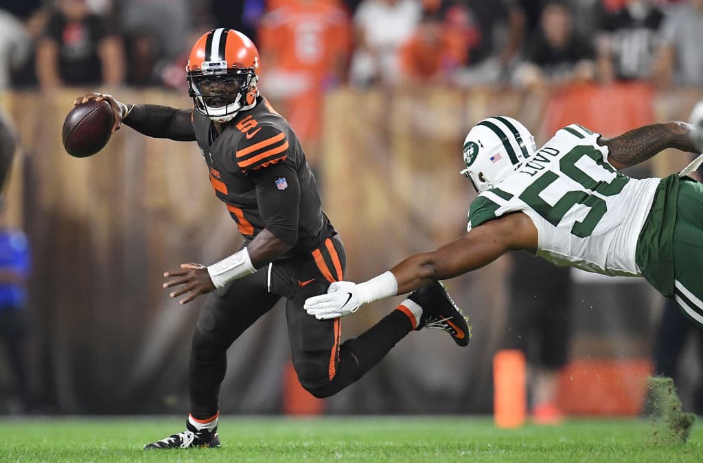Y con menos expectación quizás, pero con morbo, ver el desempeño del quarterback titular de los Cleveland Browns Tyrod Taylor, quien no ha terminado de convencer en la posición.