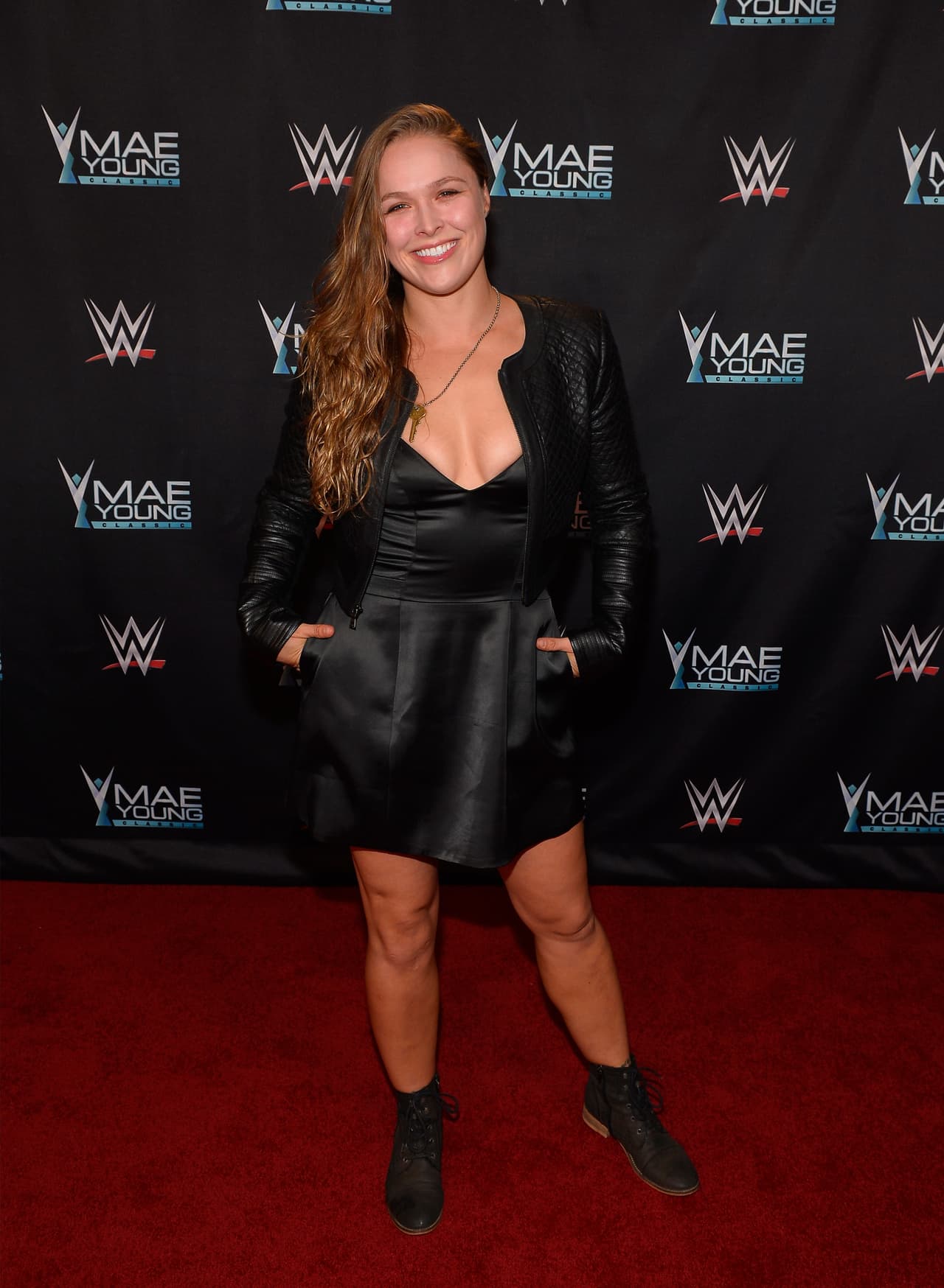 La belleza y talento de Rousey la ha convertido en una figura femenina con la capacidad de generar respeto como peleadora.