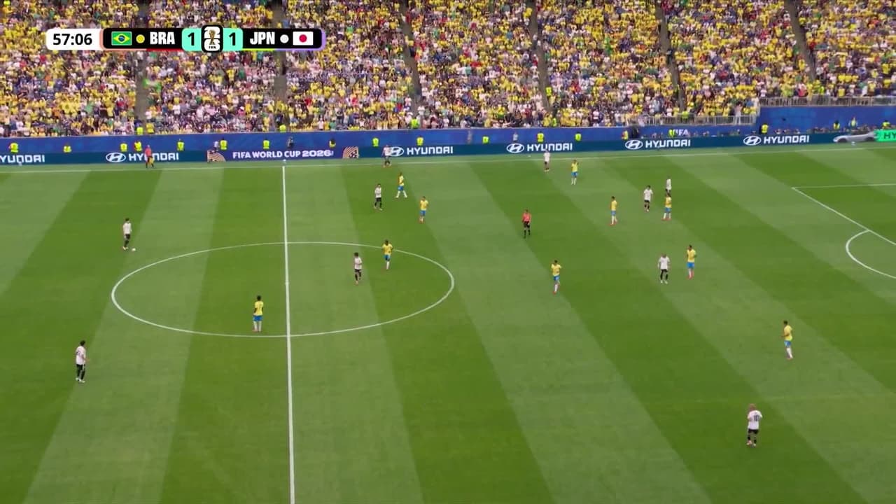 ¡TIRO ATAJADO! disparo por Vinícius Júnior.