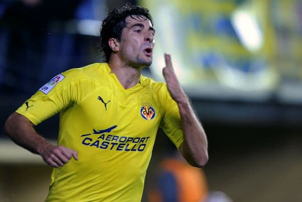 El mediocampista Cani abrió el marcador en favor del Villarreal.