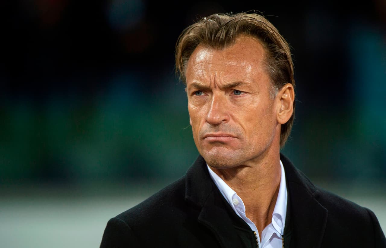 El francés de Herve Renard, de 49 años, es una de las figuras que como técnico de Marruecos será extrañado por su trabajo y para algunas fanáticas por un porte poco tradicional en el fútbol.