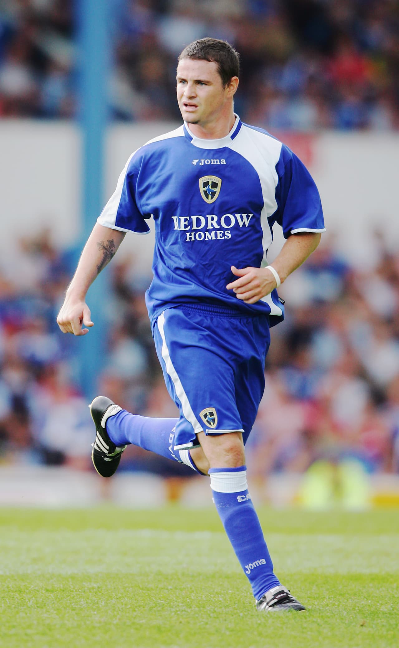 Sin embargo, para el jugador hubo una vocación más grande y se retitró en 2008 para dedicarse a ser sacerdota católico.