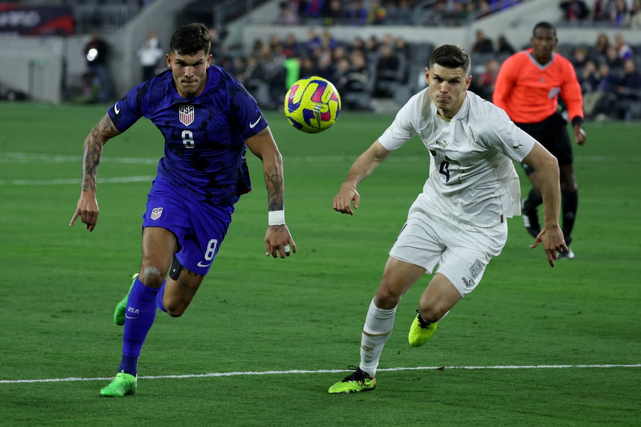 Brandon Vázquez anotó el 1-0, pero Luka Ilic y Veljko Simić rescaraton la victoria 1-2 de Serbia ante Estados Unidos en partido amistoso en el BMO Stadium.