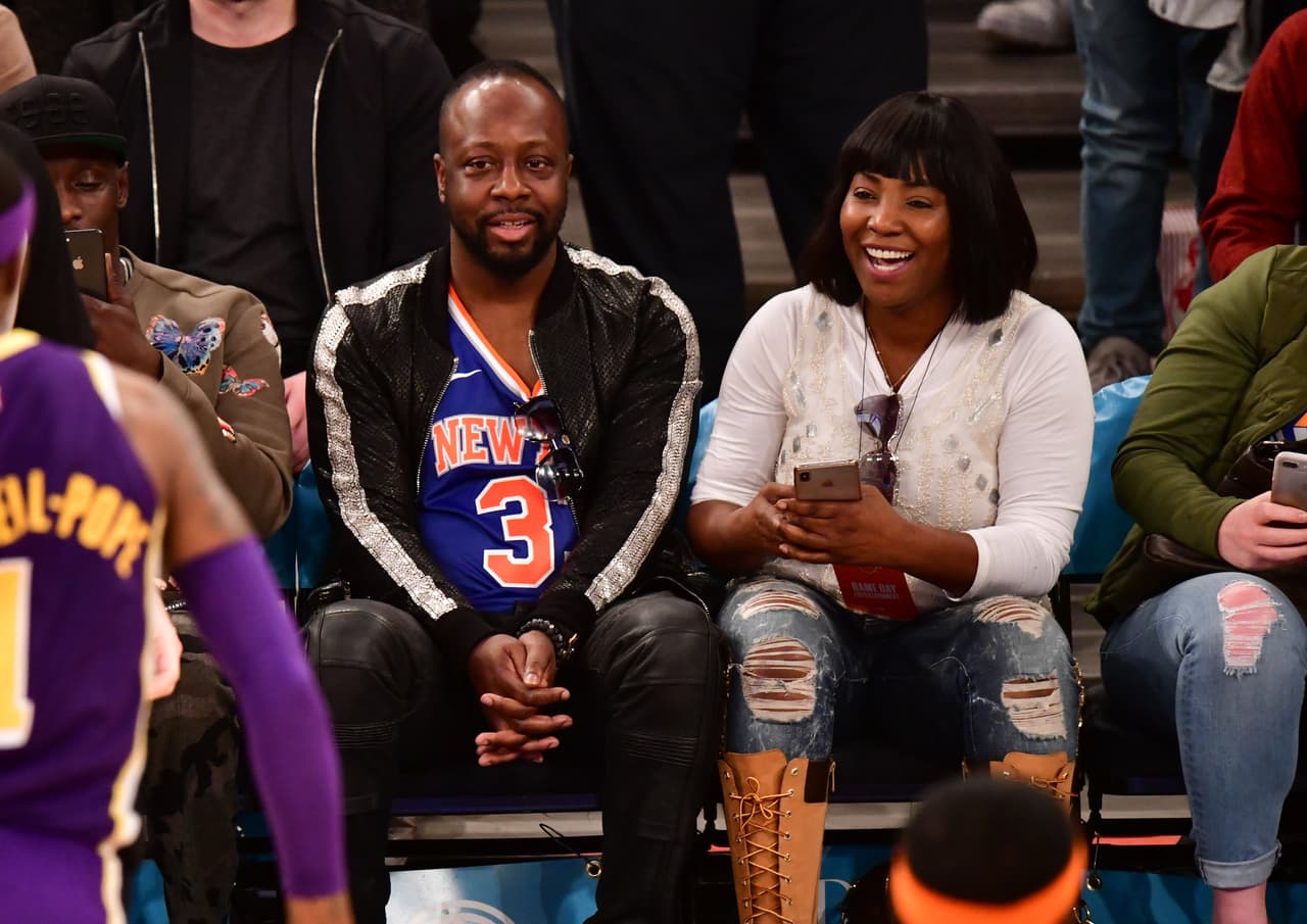 Jon Stewart, Nathan Stewart, Emmy Rossum, James Franco, Isabel Pakzad, Wyclef Jean (foto), Carly Chaikin, Papoose, Remy Ma, entre otros, disfrutaron el triunfo de Knicks contra Lakers en la NBA.