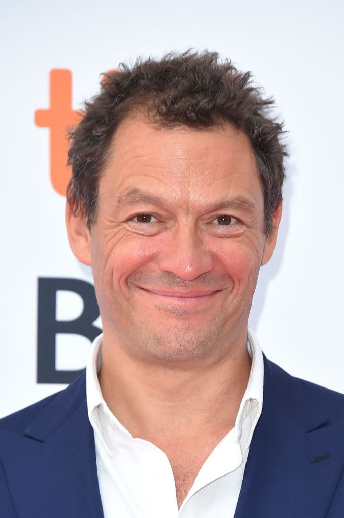 También está filmando "Downton Abbey 2" y "Call My Agent (Reino Unido)".