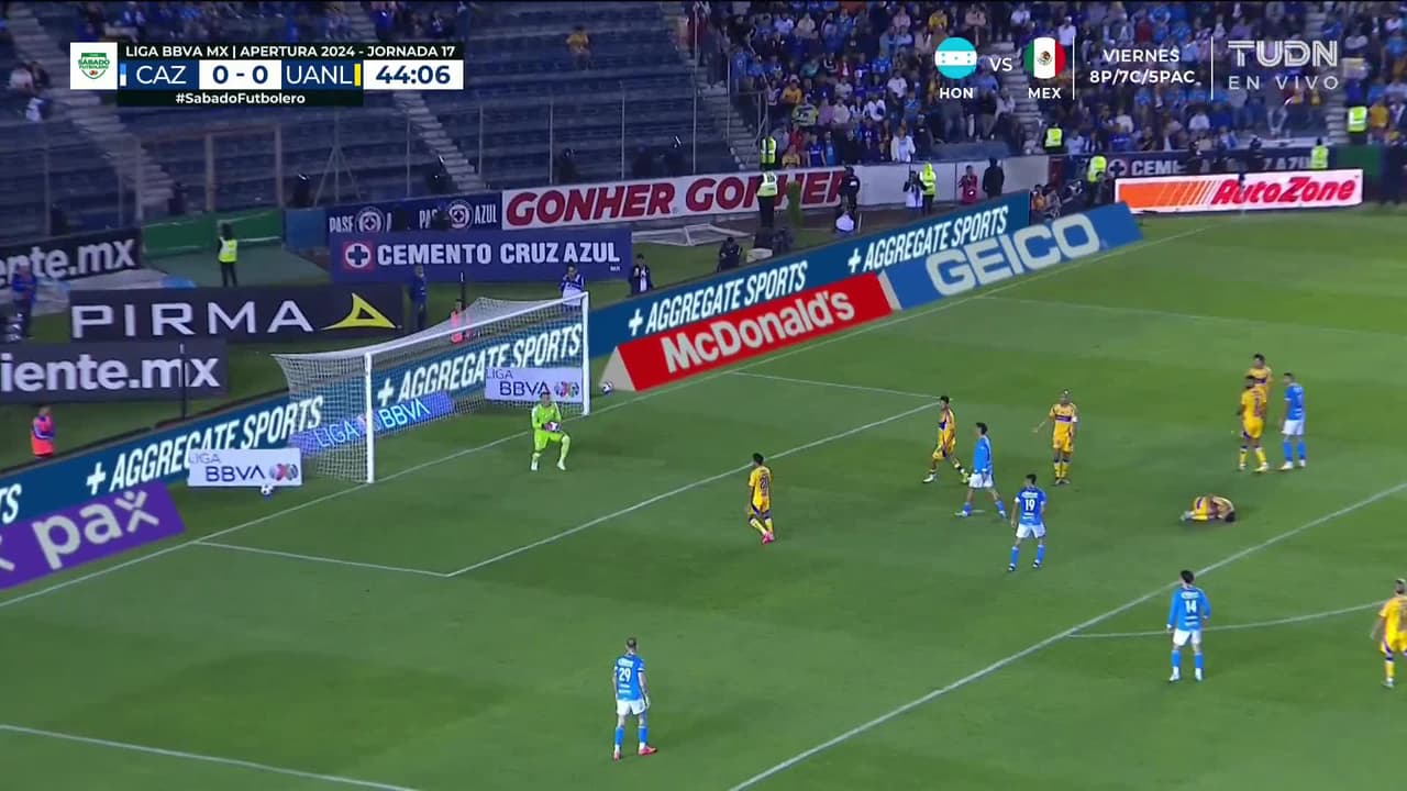 ¡TIRO ATAJADO! disparo por Willer Ditta.