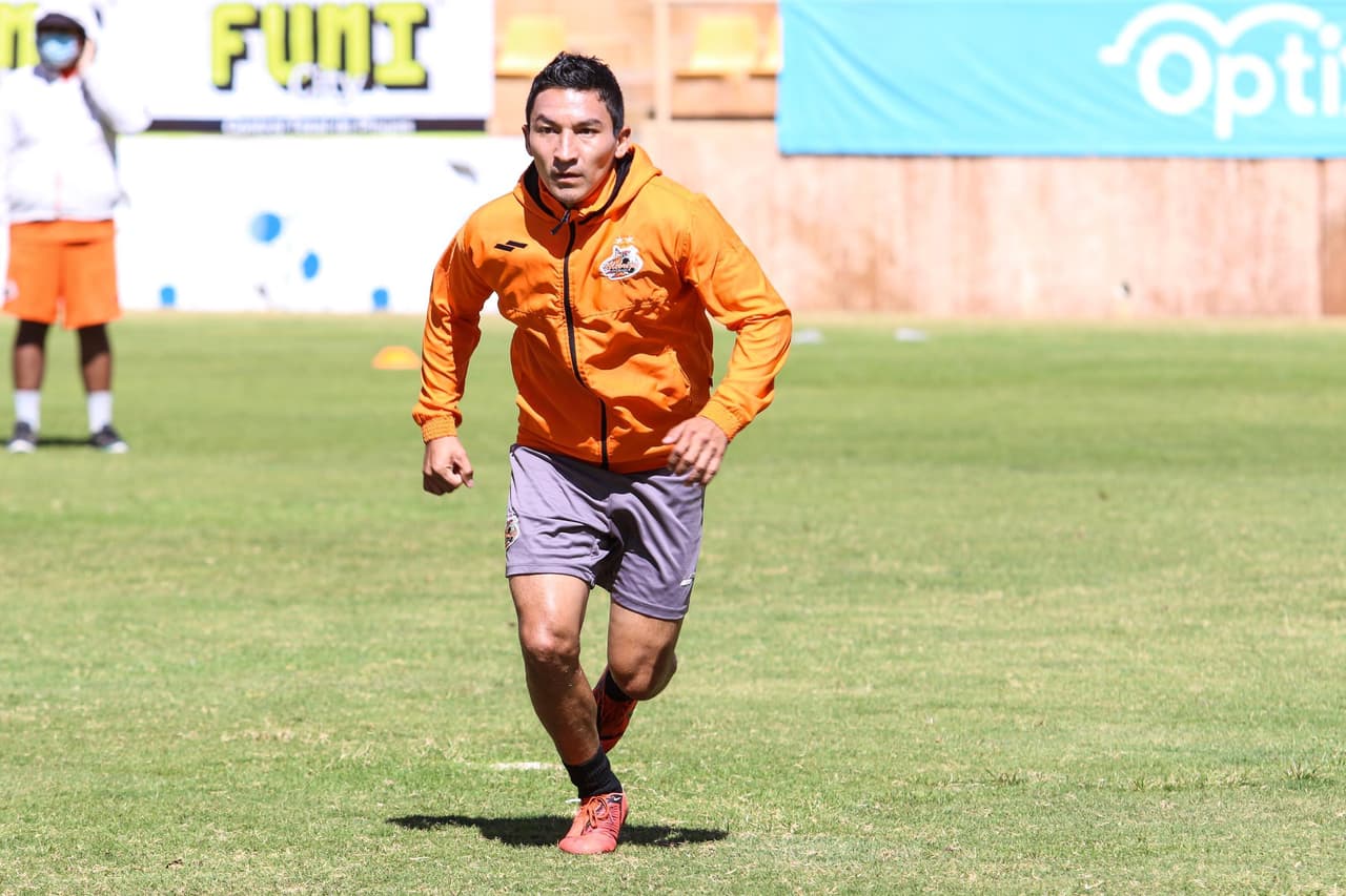 César Villaluz regresa a México después de 3 años