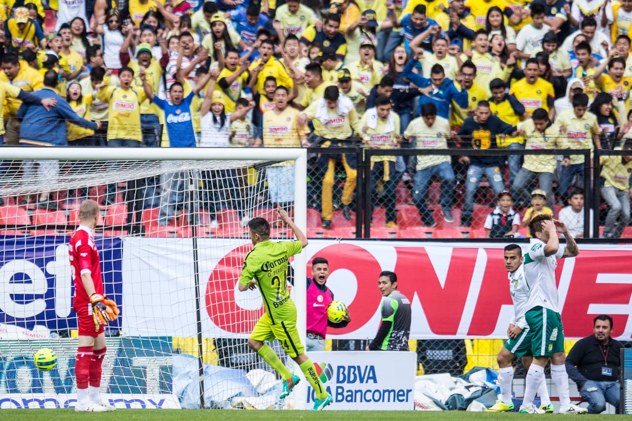 América comenzó su defensa del título del Apertura 2014 con triunfo 3-2 contra León, pero en la Liguilla del Clausura 2015 quedó eliminado en la primera serie contra Pachuca.