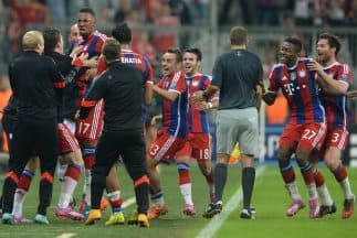Jerome Boateng celebra el gol de la victoria del Bayern ante Manchester City.