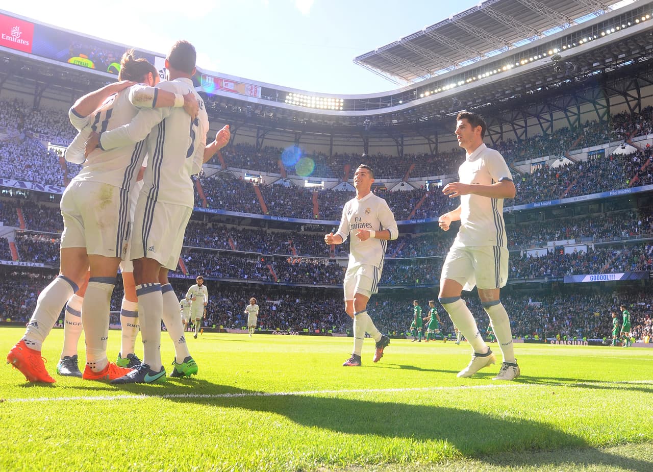 Real Madrid celebró al final: Morata cerró con un buen gol un derbi madrileño de estreno en la elite, añadiendo un argumento más a su favor en el pulso con Benzema. Su desmarque encontró el pase de James al espacio y lo resolvió con gran definición para el 3-0.