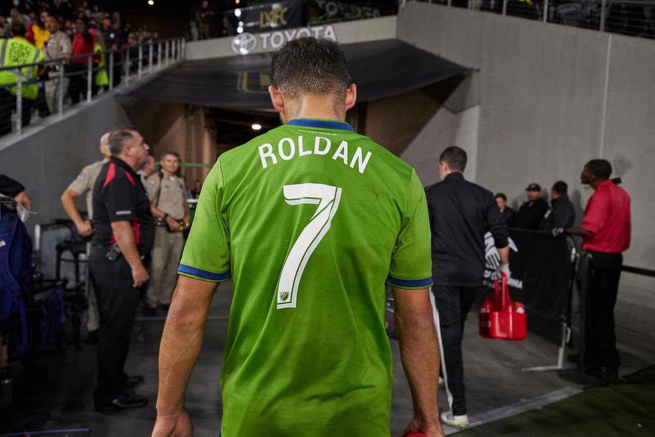 Edaurd Atuesta (17’) abrió el marcador para LAFC. Raúl Ruidíaz (22’, 64’) y Nicolás Lodeiro (26’) anotaron por los visitantes.