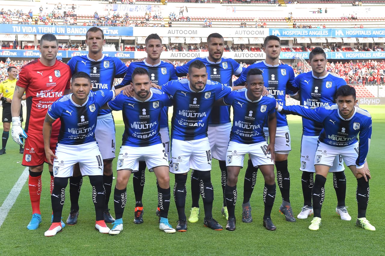 Con la derrota de hoy, los Gallos del Querétaro quedaron en la décimotercera posición al sumar sólo nueve puntos de 27 posibles.