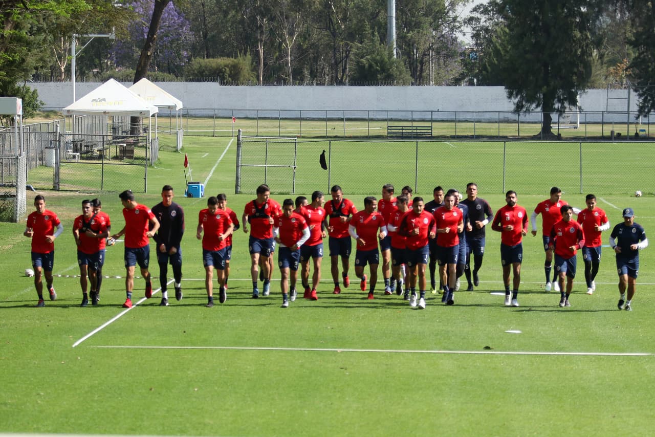 Los ánimos en la nómina de Chivas de Guadalajara son de tensión en medio de la cercanía al descenso del equipo en la Liga MX, situación que busca cambiar Tomas Boy, en una jornada con visita de Amaury Vergara.