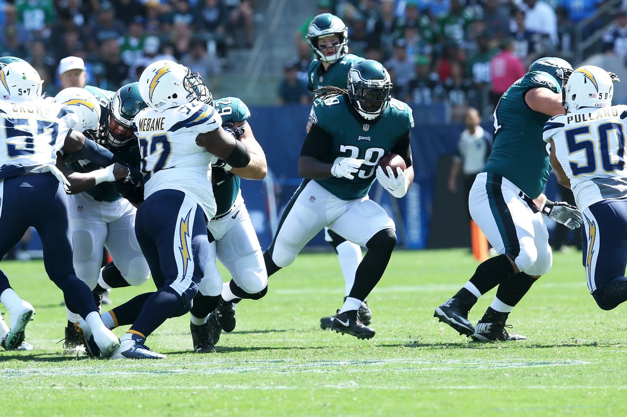 Semana 4: Se metieron a casa de los Chargers, ganaron 26-24 y se consolidaron como el equipo a vencer en la NFL.