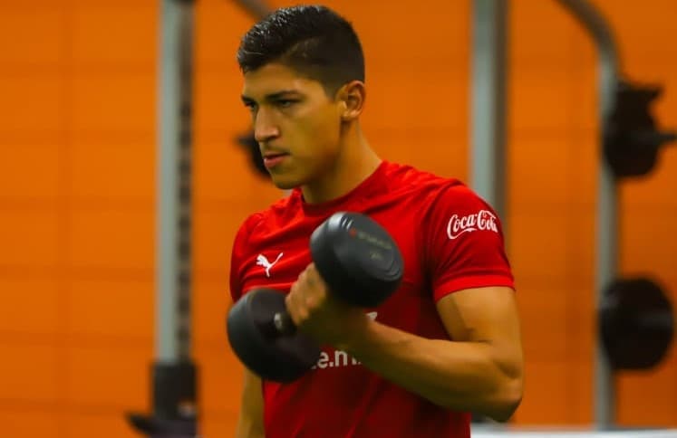 Chivas entrenó en McAllen y se preparan para volar a San Antonio, Texas.