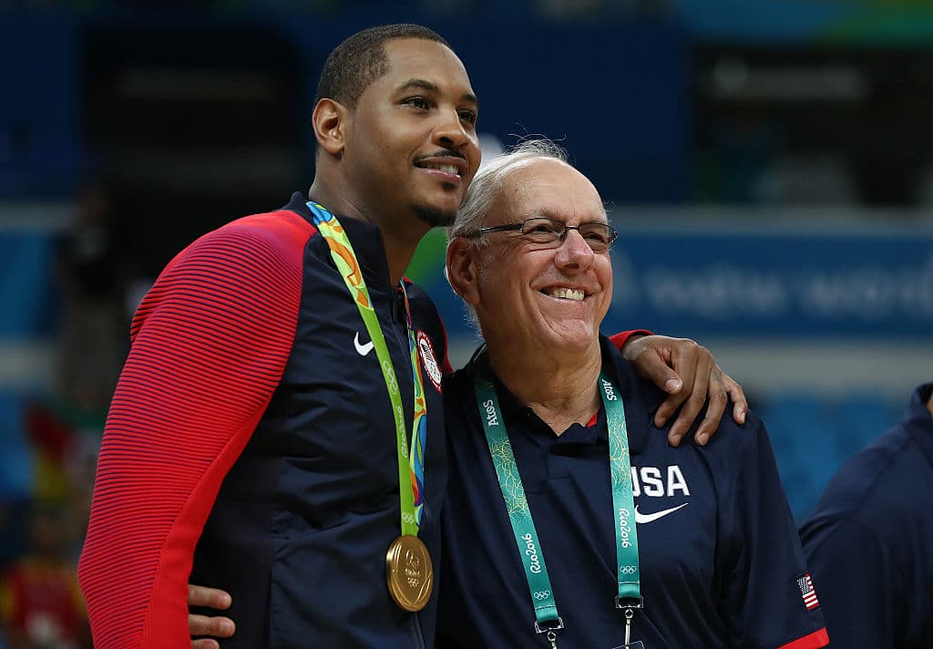 Lo brillante de Anthony es que es el único jugador en la historia en ganar tres medallas de oro olímpico representando al Team USA.