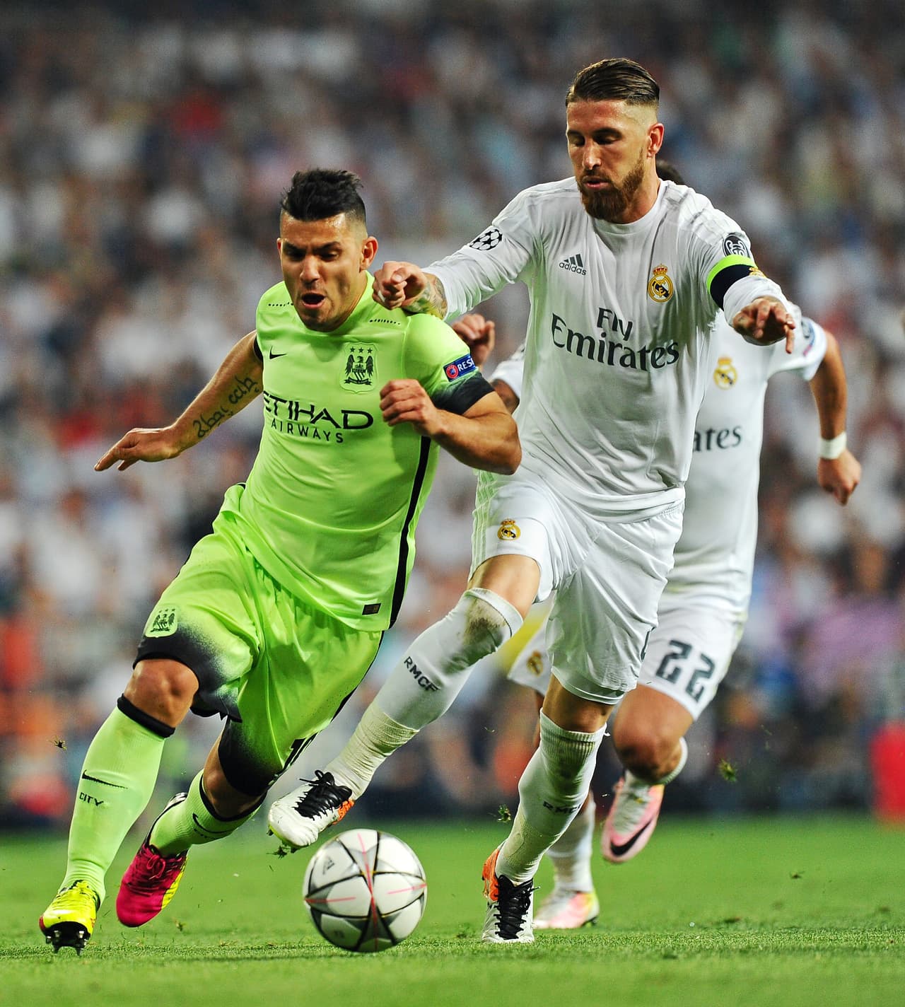 Por su parte Sergio Ramos volvió a mostrar el carácter que lo identifica y no dejó hacer nada al 'Kun' Agüero que pesó por su ausencia.