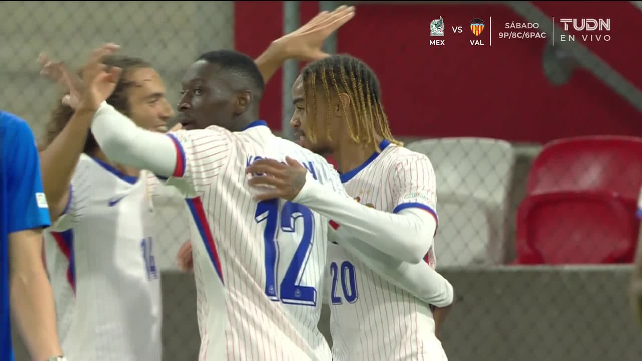 ¡Francia lo sentencia! Golazo de Barcola para el 1-4 de los galos
