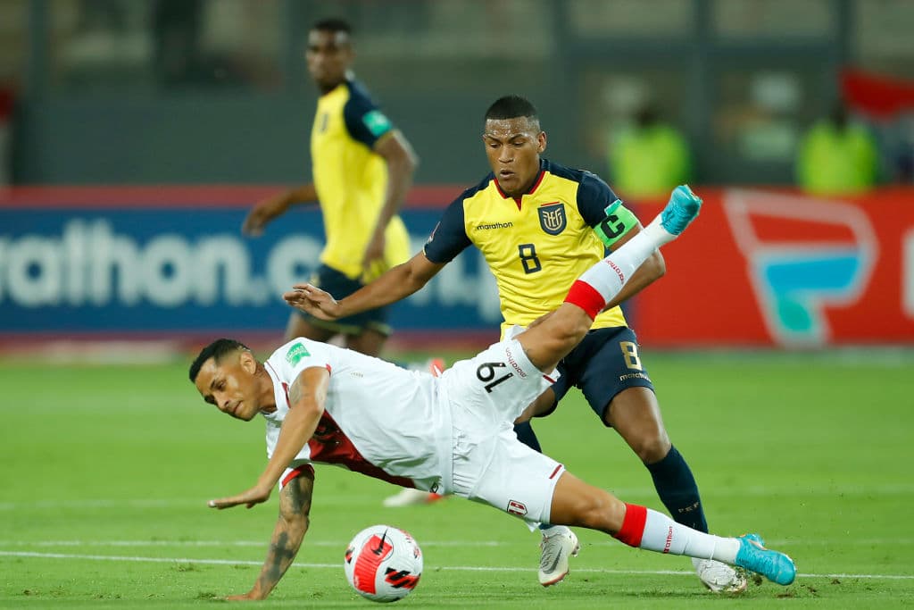 La anotación de Edison Flores al minuto 69 evita de la derrota de Perú, empatan 1-1 con Ecuador y llegan a 21 unidades que los mantiene en el quinto lugar.