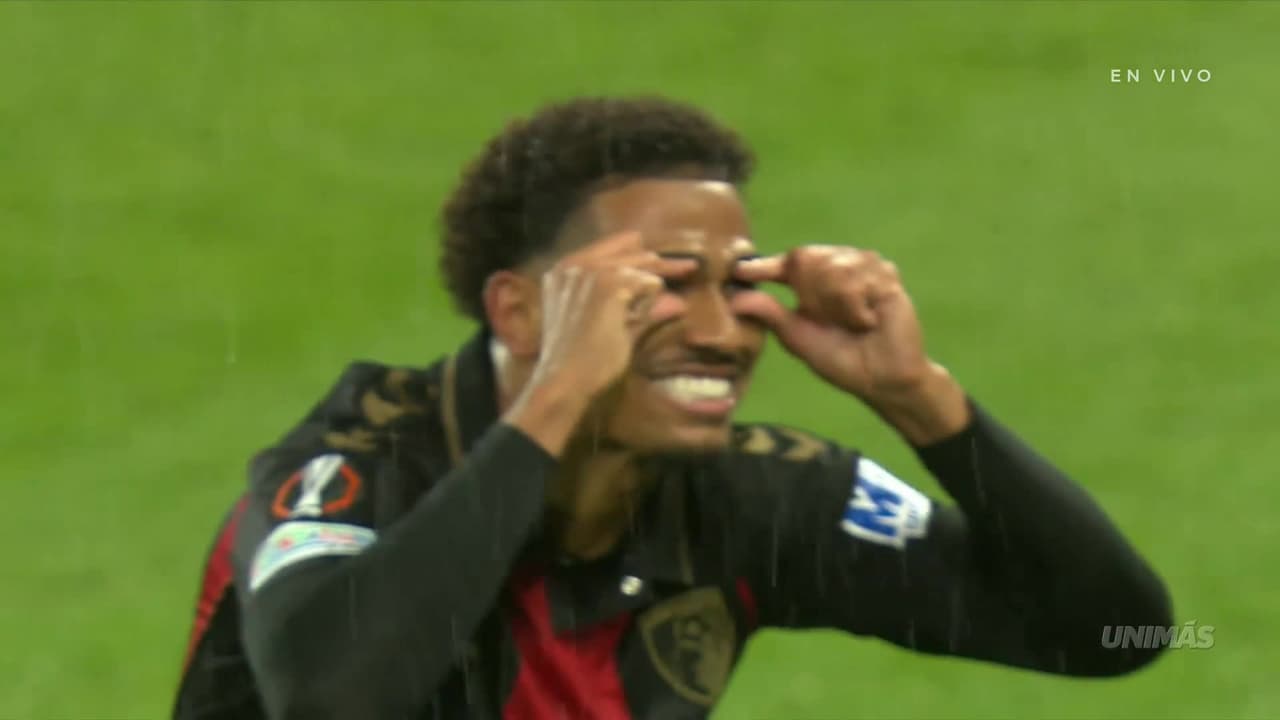 ¡Bournemouth sella la victoria! Golazo de tiro directo de Adli