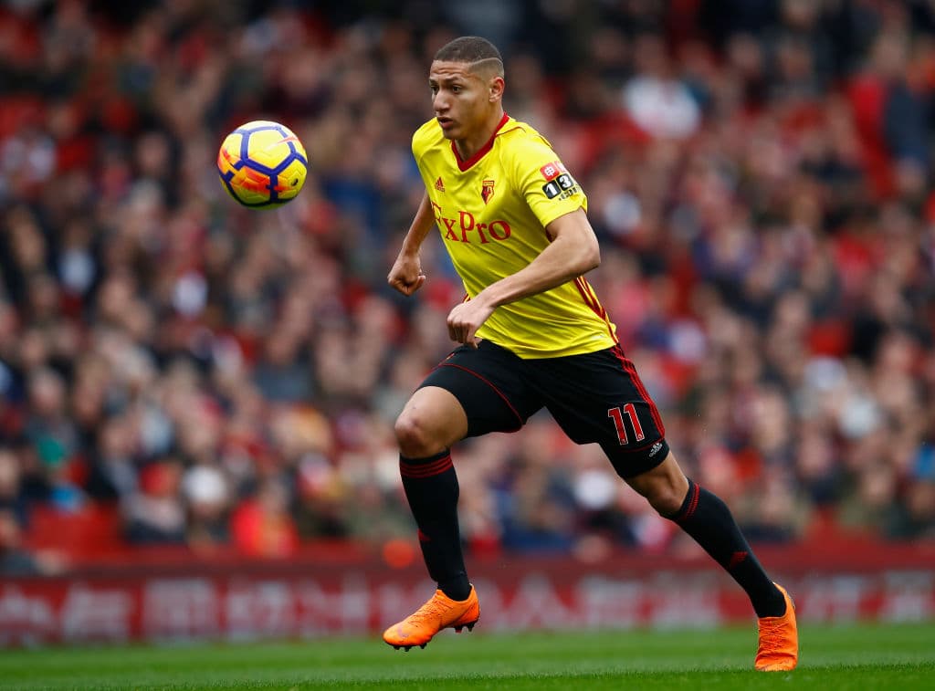 Para descatar del exjugador de Watford, que adquirió su pase en 12 millones de euros, es que a sus 21 años es un gran regateador.