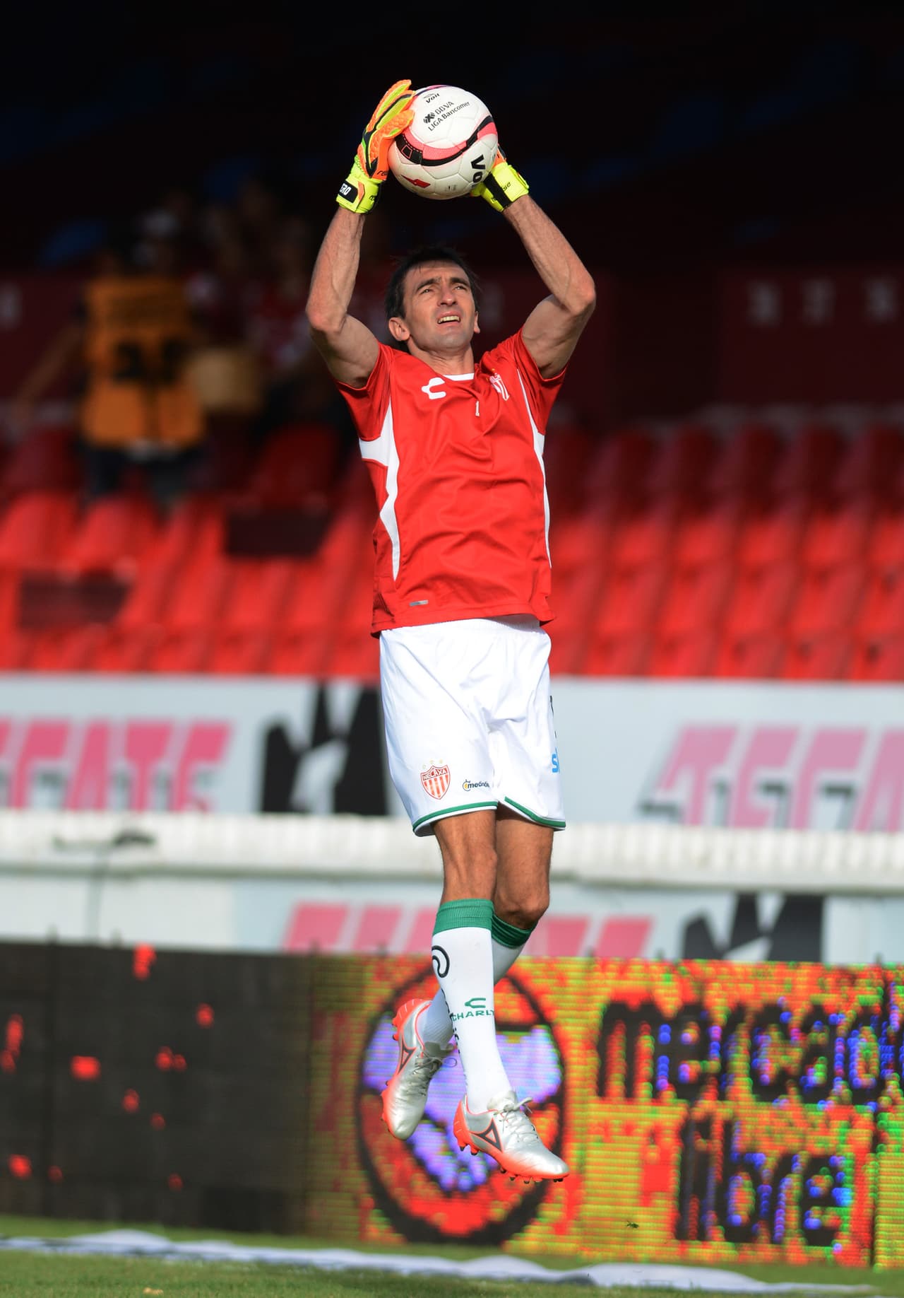 Marcelo Barovero es el cuarto portero en este conteo gracias al triunfo en calidad de visitantes de los Rayos del Necaxa ante Veracruz.