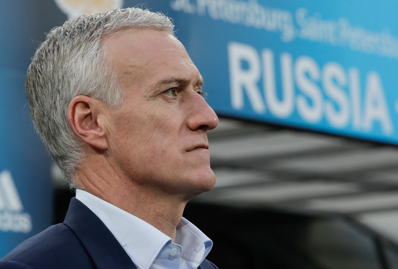 El técnico francés Didier Deschamps aprovechó el partido para ver opciones e hizo seis variantes durante el juego, la primera al minuto 13 del segundo tiempo.