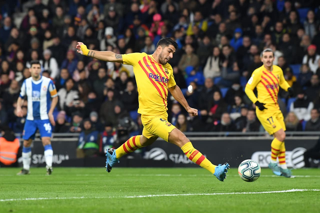 David López (23') adelantó a los locales pero Suárez (50') y Vidal (59') anotaron para los visitantes y cuando lo ganaban Lei Wu igualó la pizarra (88').