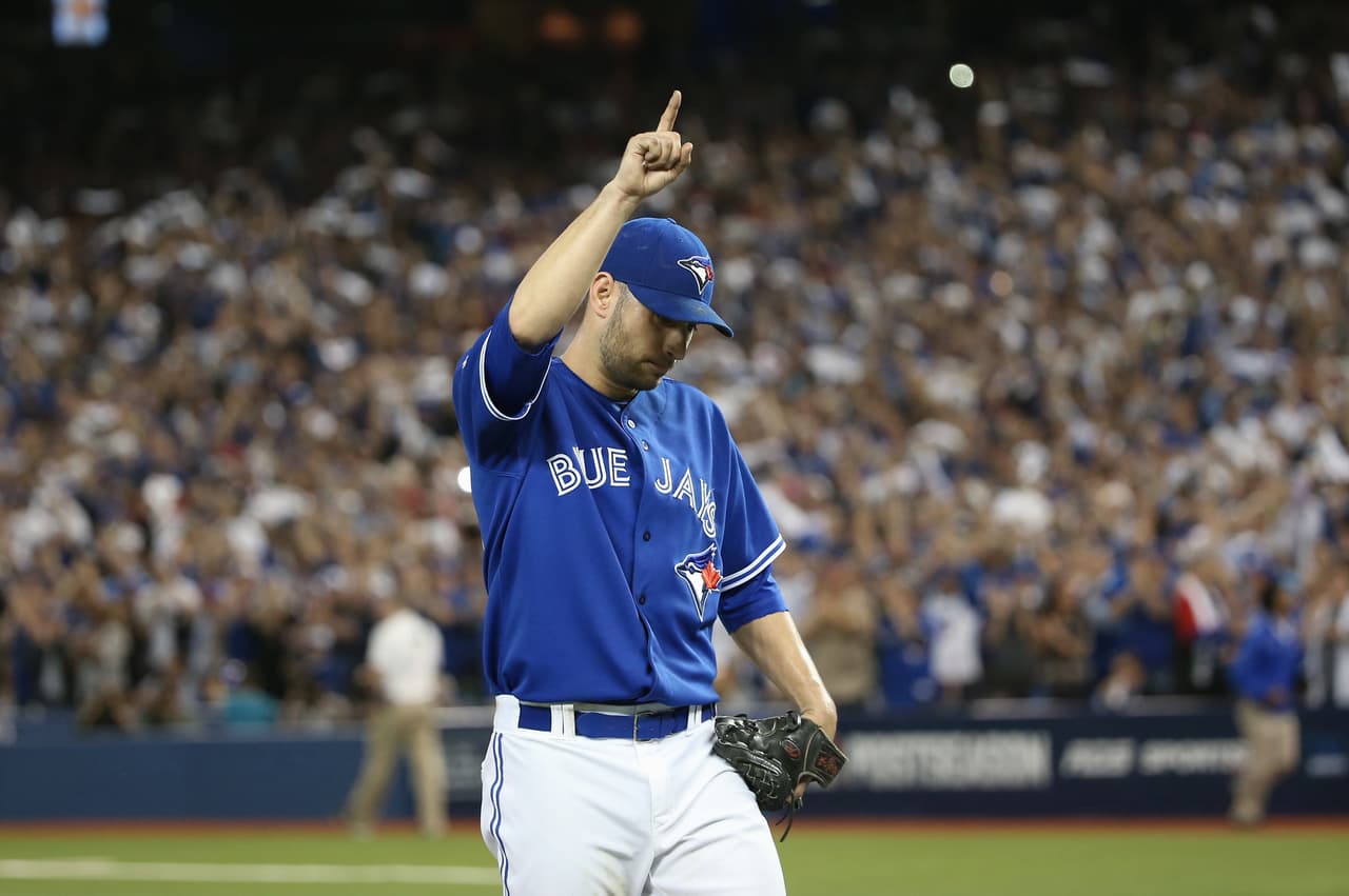 Marco Estrada tiene un buen debut y los Blue Jays blanquean a Red Sox