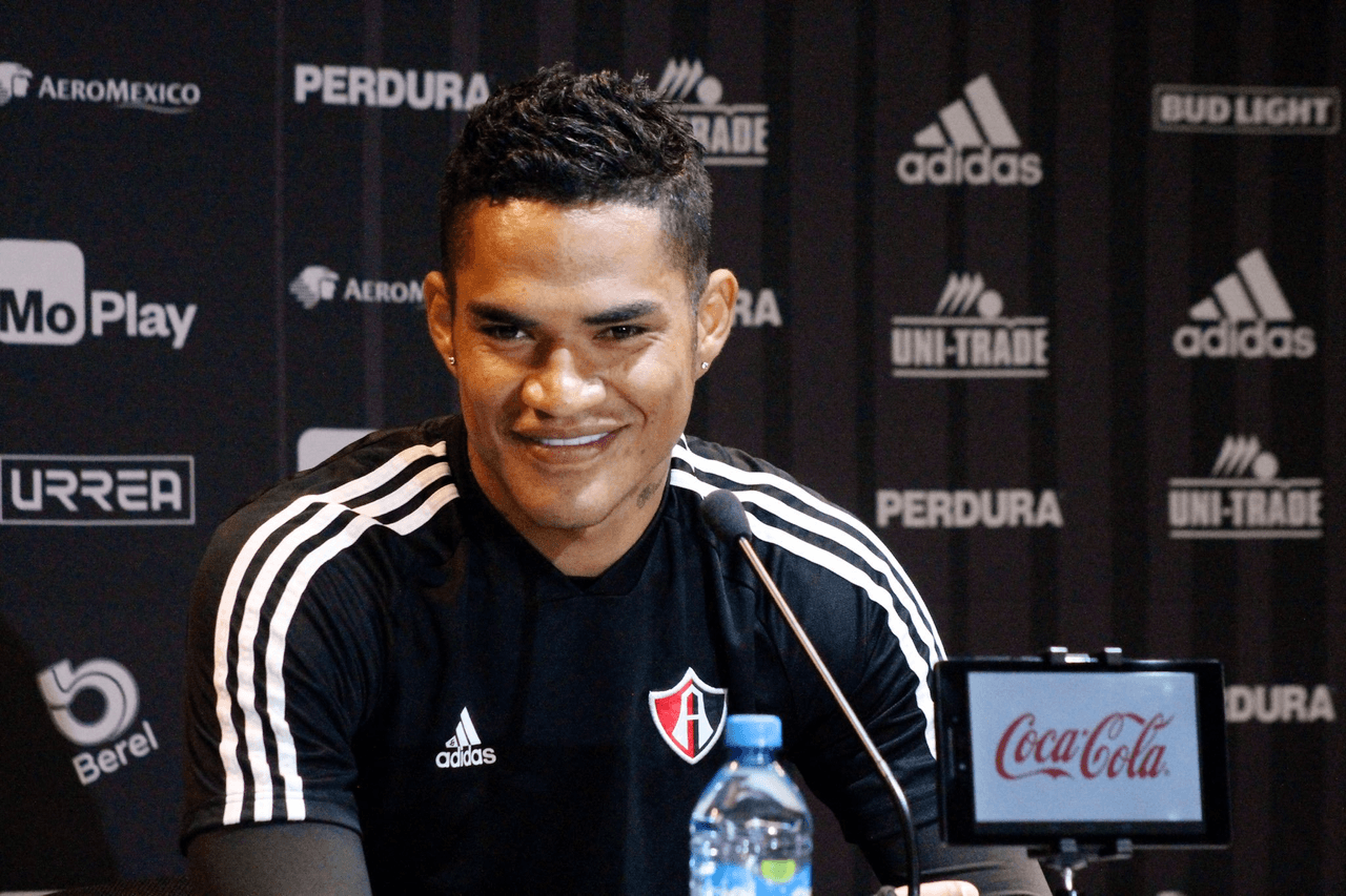 Atlas va por los dos torneos: Anderson Santamaría