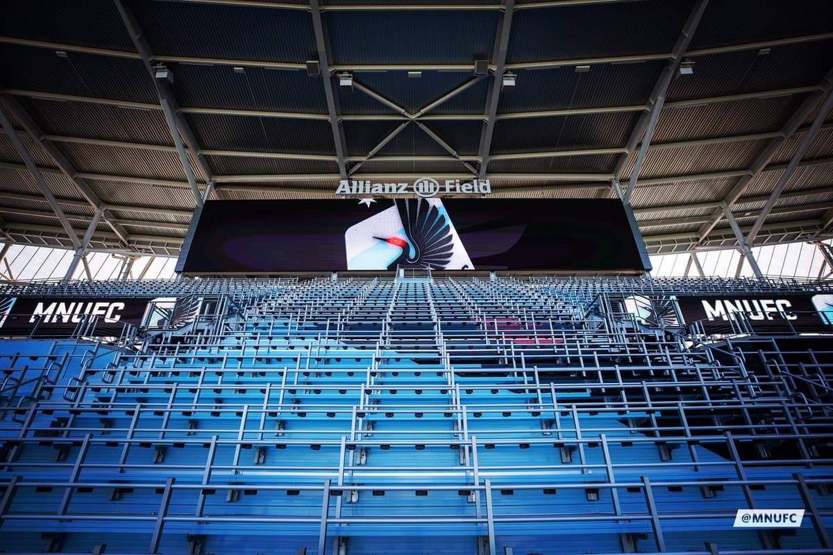 Aunque es un estadio para fútbol tiene detalles que lo convierten en un inumeble de clase mundial.