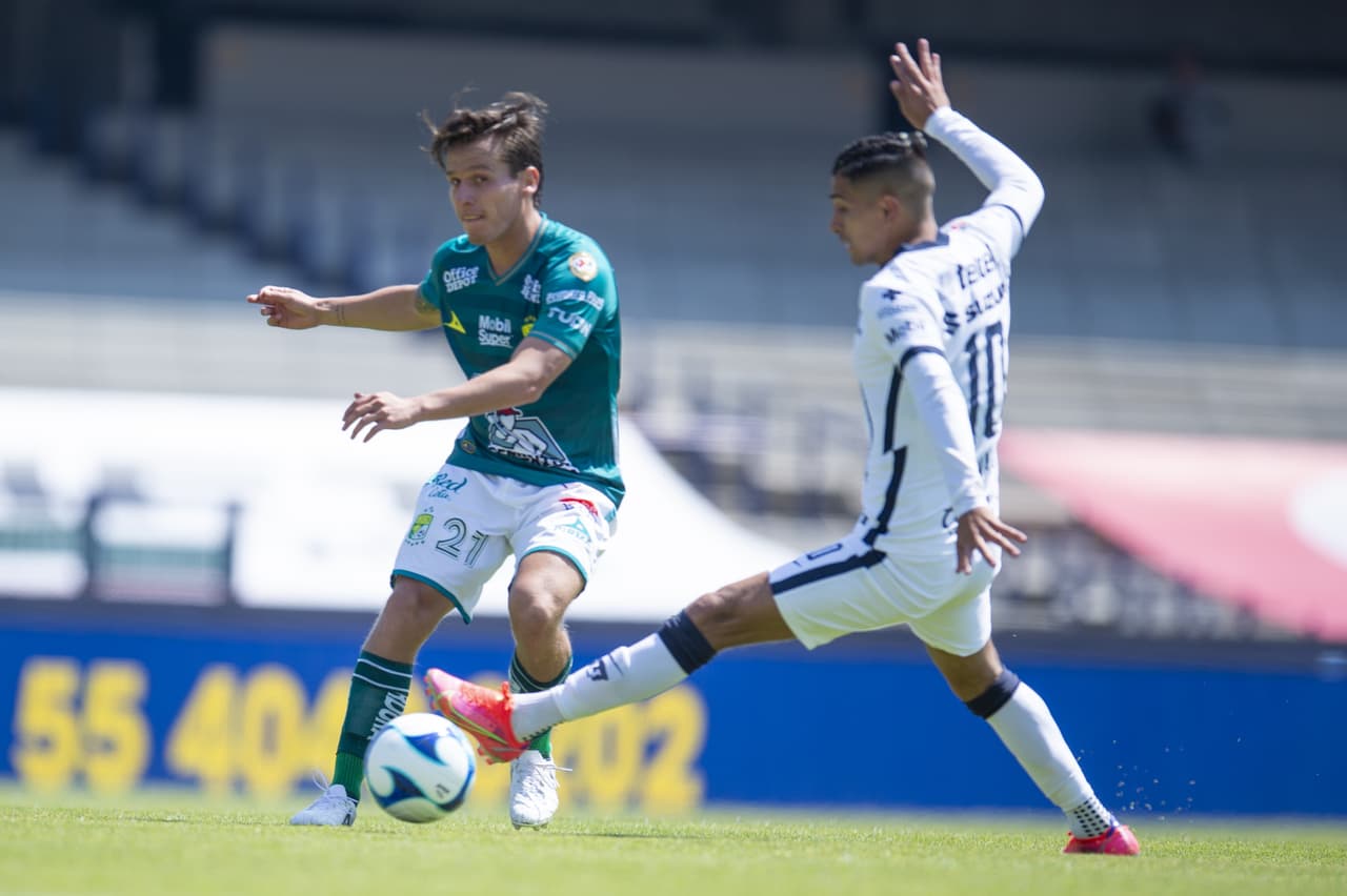 Ángel Mena tuvo que aparecer para que el León volviera a ganar y asegurara tres puntos que los ponen en la pelea por el repechaje de manera momentánea. Pumas hila cinco partidos sin poder ver la victoria, de los cuales cuatro han sido derrotas.