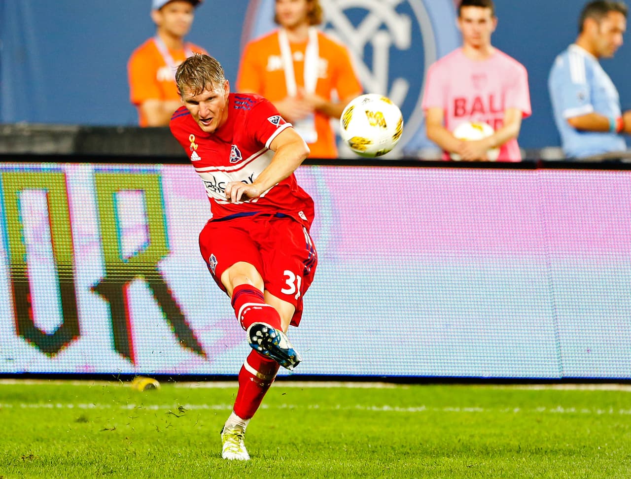 4. Bastian Schweinsteiger (Chicago Fire) - 6.100.000 de dólares.